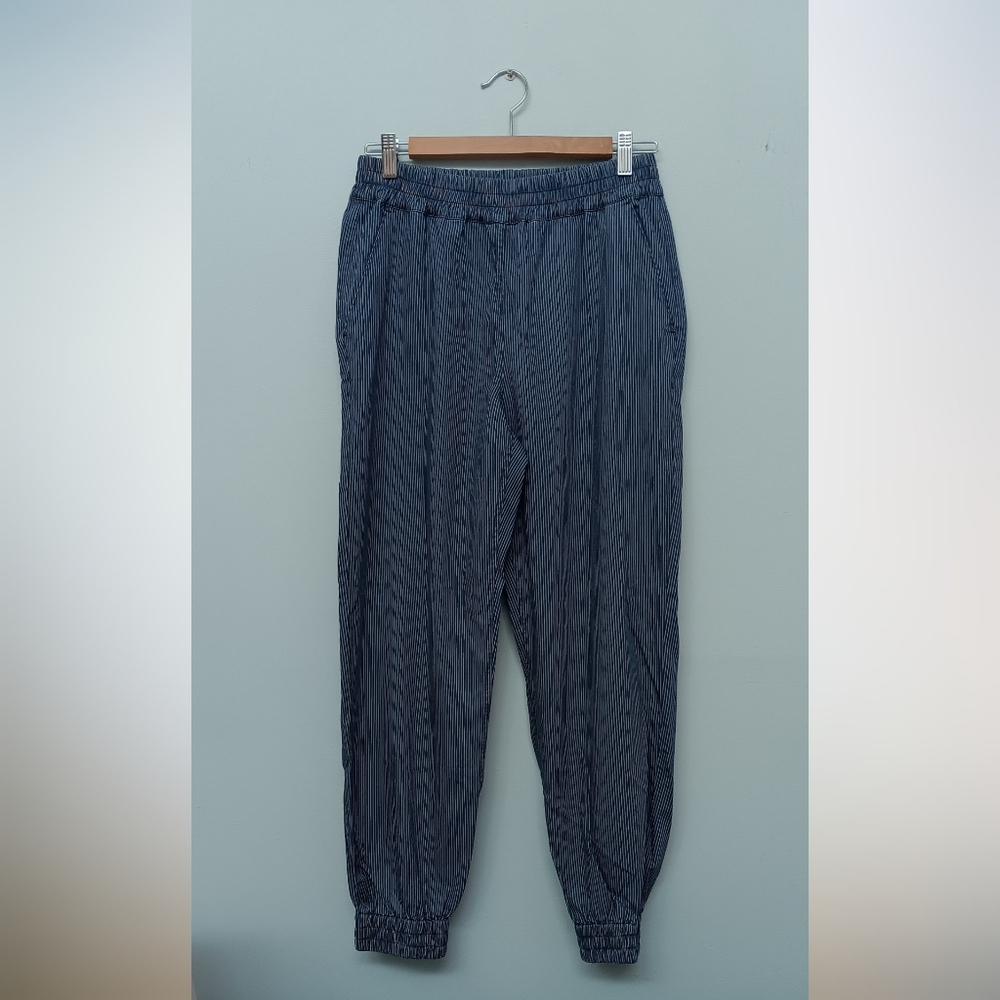 Sweaty Betty London Twilight 7/8 Trousers Denim Blue Chambray Stripes S